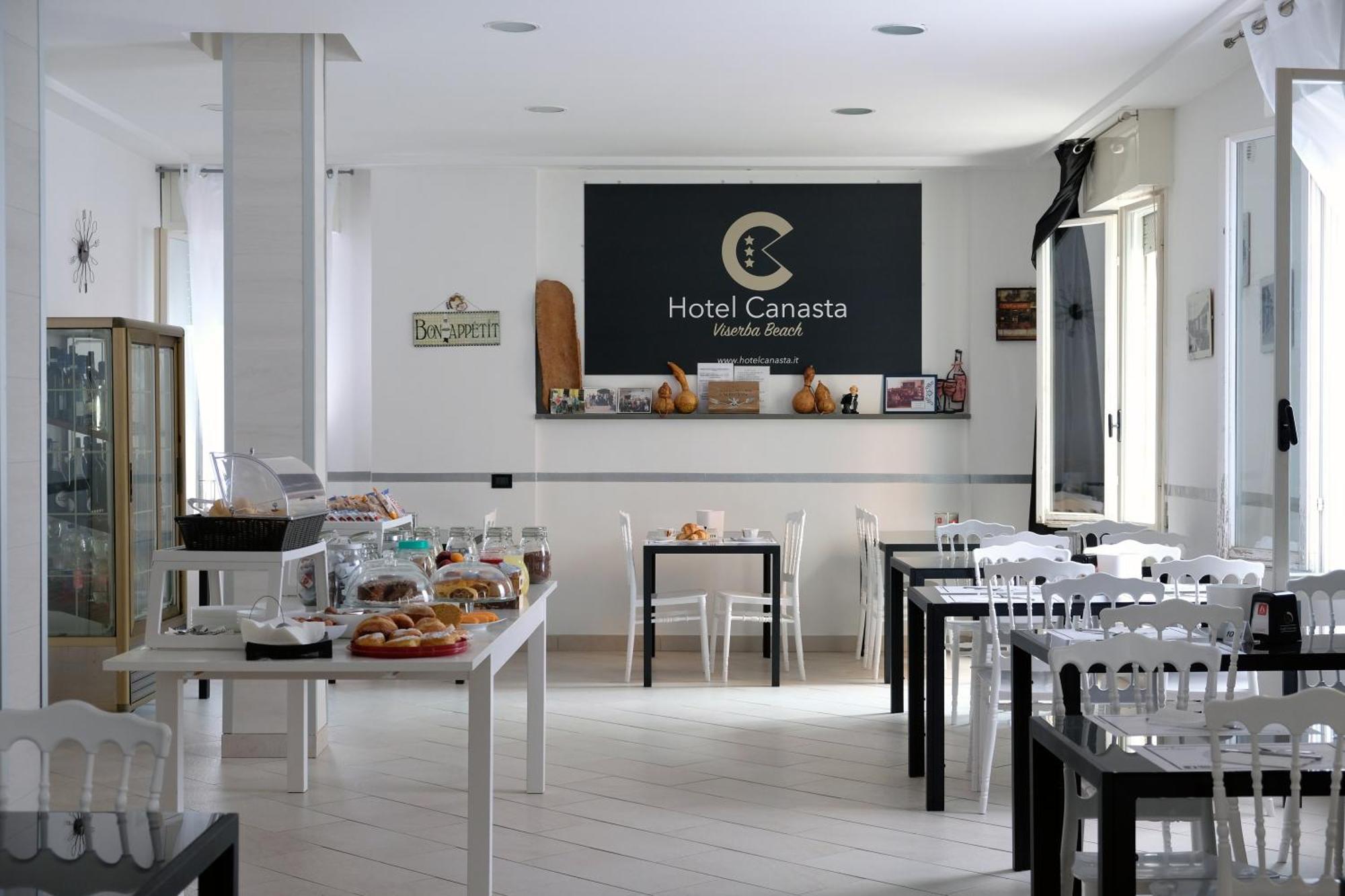 Hotel Canasta Римини Екстериор снимка